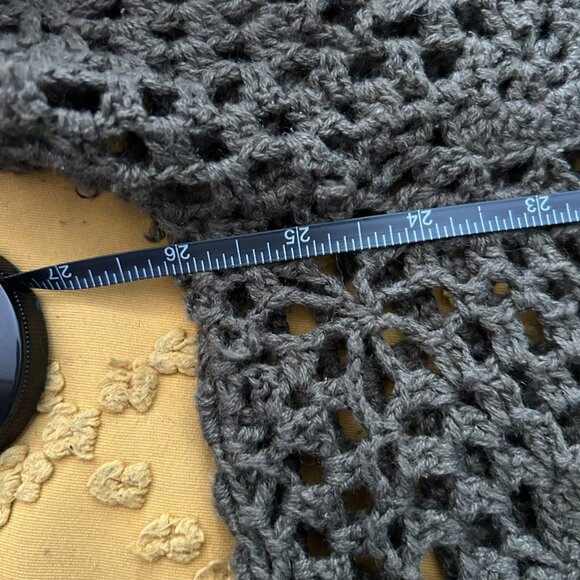 Vintage Venezia Crochet Hooded Cardigan in Army Green - Picture 7 of 7